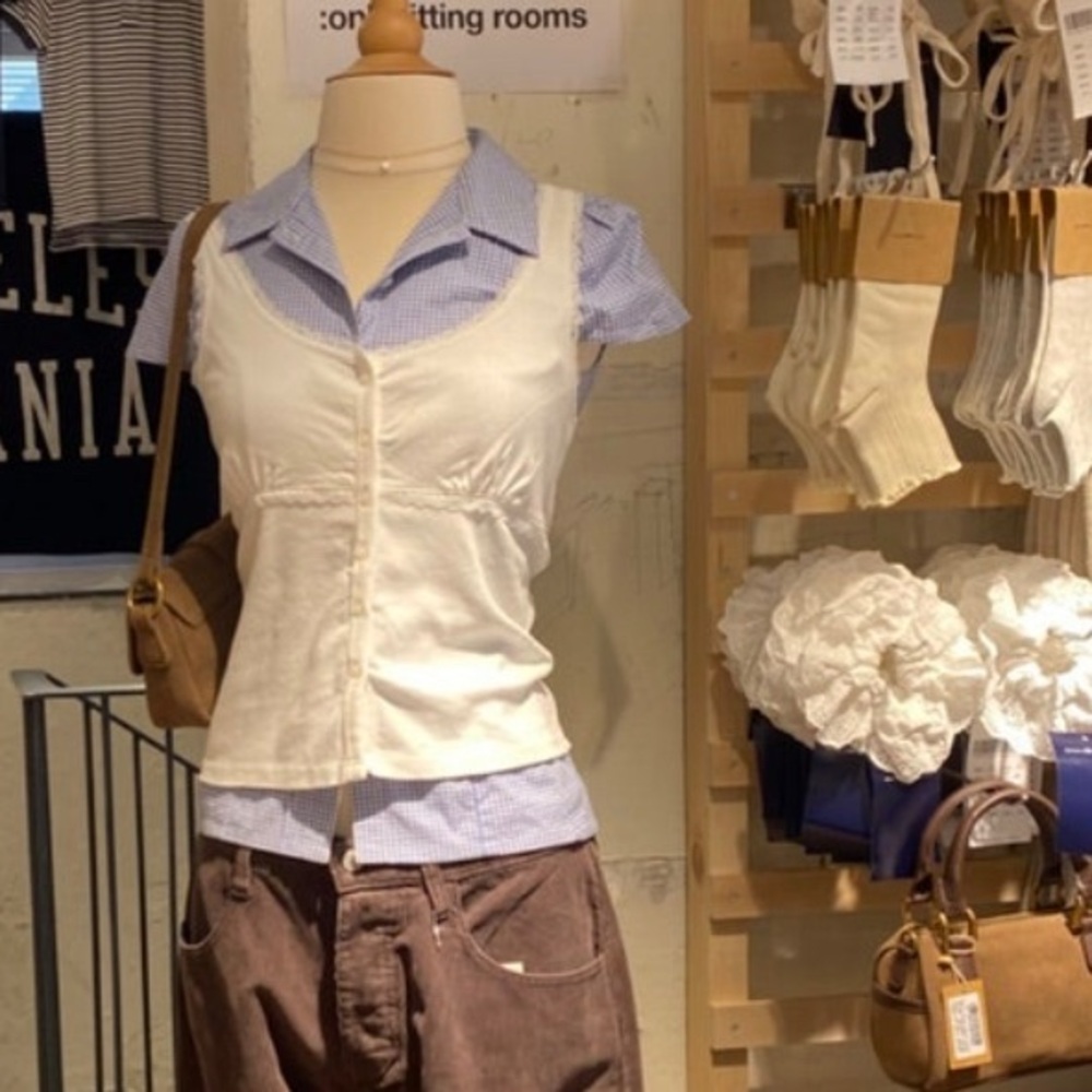 Meet your Posher, 코코 라지오 엘리자베스 13세